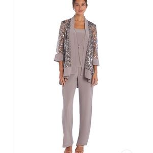 R&M Richerd’s Pants suit size 12